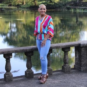 Meet your Posher, Lakisha